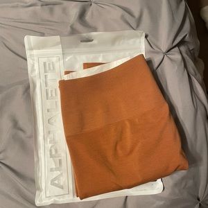 Alphalete Amplify leggings